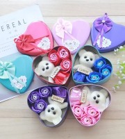 আপনাদের জন্য নিয়ে এসেছি নতুন গিফট বক্স, খুবই অল্প মুল্যের মাঝে গিফট করুন আপনার বন্ধুকে